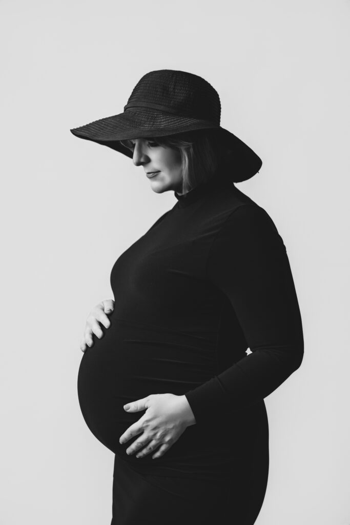 Maternity photo session in studio with Bay area maternity photographer, Anna Munandar.
