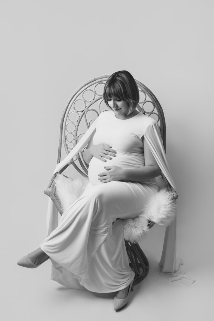 Maternity photo session in studio with Bay area maternity photographer, Anna Munandar.
